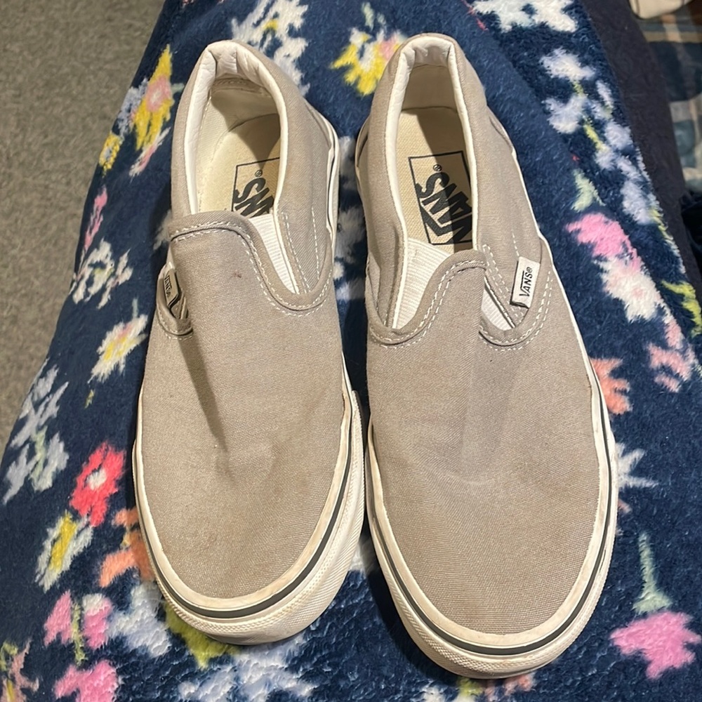 Used light gray vans